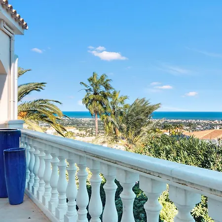 Melodie Delfin * Denia