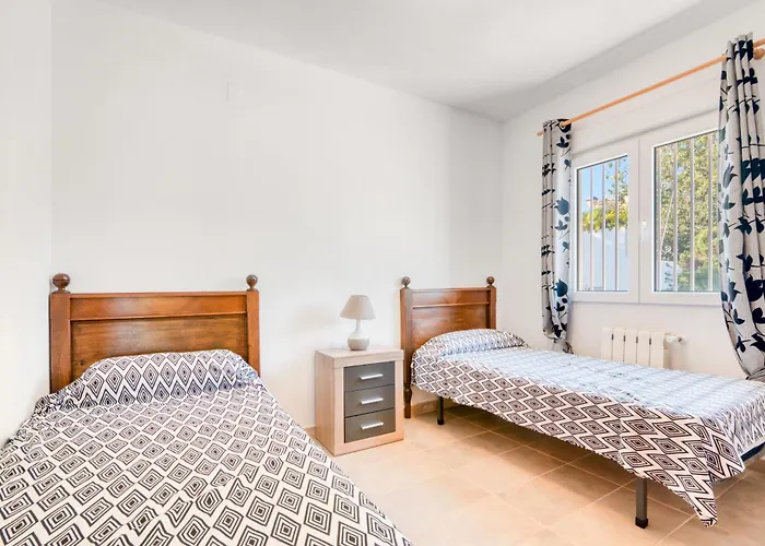 Melodie Delfin * Denia